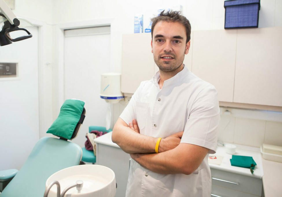 Enric-Fernandez-Clinica-Dental-Murtra